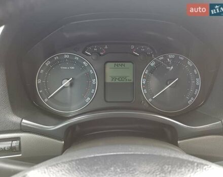 Черный Шкода Октавия, объемом двигателя 1.97 л и пробегом 394 тыс. км за 5500 $, фото 13 на Automoto.ua