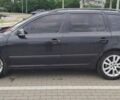 Черный Шкода Октавия, объемом двигателя 1.8 л и пробегом 300 тыс. км за 5000 $, фото 1 на Automoto.ua