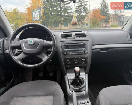 Черный Шкода Октавия, объемом двигателя 1.9 л и пробегом 253 тыс. км за 6500 $, фото 5 на Automoto.ua