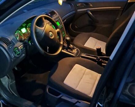 Чорний Шкода Октавія, об'ємом двигуна 1.6 л та пробігом 230 тис. км за 6700 $, фото 3 на Automoto.ua