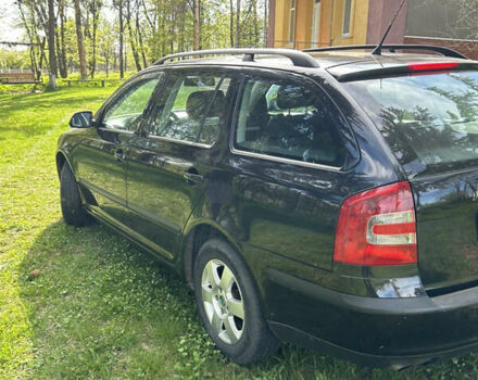 Чорний Шкода Октавія, об'ємом двигуна 1.8 л та пробігом 294 тис. км за 5999 $, фото 4 на Automoto.ua