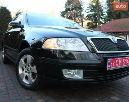 Черный Шкода Октавия, объемом двигателя 1.6 л и пробегом 215 тыс. км за 6390 $, фото 16 на Automoto.ua