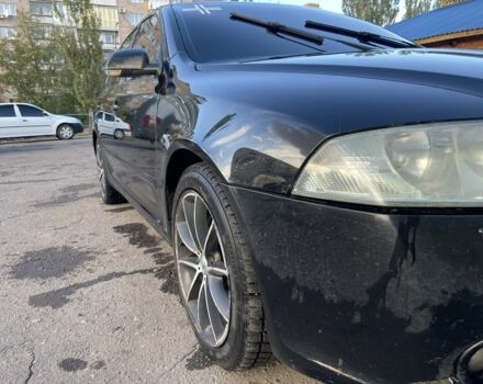 Черный Шкода Октавия, объемом двигателя 2 л и пробегом 460 тыс. км за 3600 $, фото 2 на Automoto.ua