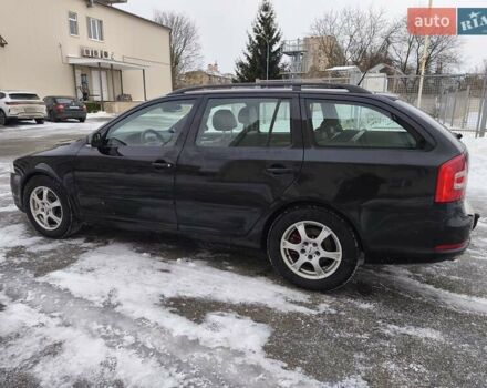 Чорний Шкода Октавія, об'ємом двигуна 2 л та пробігом 366 тис. км за 7500 $, фото 3 на Automoto.ua