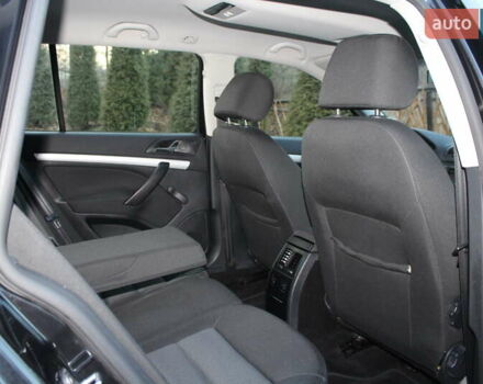 Черный Шкода Октавия, объемом двигателя 1.6 л и пробегом 215 тыс. км за 6390 $, фото 96 на Automoto.ua