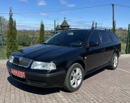 Черный Шкода Октавия, объемом двигателя 1.6 л и пробегом 172 тыс. км за 6800 $, фото 2 на Automoto.ua