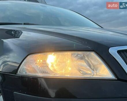 Черный Шкода Октавия, объемом двигателя 2 л и пробегом 307 тыс. км за 6990 $, фото 11 на Automoto.ua