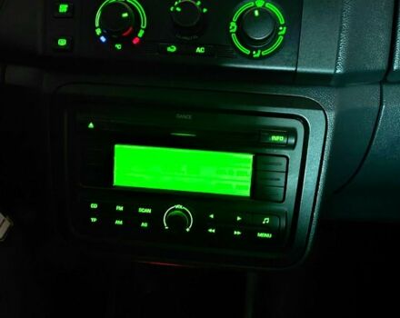 Чорний Шкода Октавія, об'ємом двигуна 1.4 л та пробігом 212 тис. км за 6200 $, фото 8 на Automoto.ua