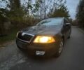 Шкода Октавія 2008 у Києві на Automoto.ua Чорний Шкода Октавія, об'ємом двигуна 1.9 л та пробігом 330 тис. км за 2800 $, фото 1 на Automoto.ua