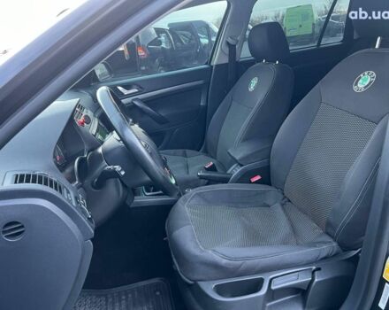 Чорний Шкода Октавія, об'ємом двигуна 2 л та пробігом 307 тис. км за 6990 $, фото 16 на Automoto.ua