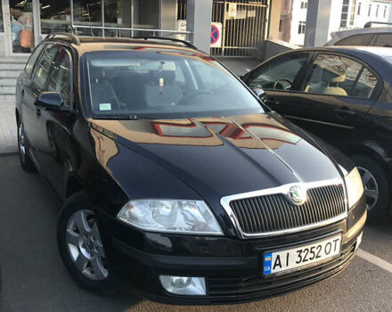 Чорний Шкода Октавія, об'ємом двигуна 1.8 л та пробігом 294 тис. км за 5999 $, фото 1 на Automoto.ua