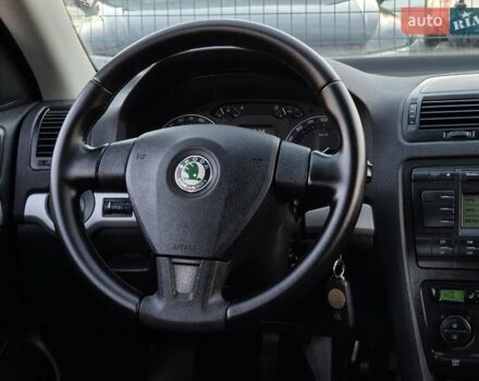 Чорний Шкода Октавія, об'ємом двигуна 1.6 л та пробігом 239 тис. км за 6955 $, фото 44 на Automoto.ua