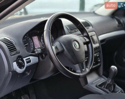 Чорний Шкода Октавія, об'ємом двигуна 1.6 л та пробігом 239 тис. км за 6955 $, фото 23 на Automoto.ua