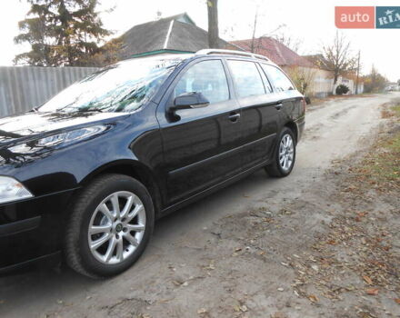 Черный Шкода Октавия, объемом двигателя 1.6 л и пробегом 233 тыс. км за 7600 $, фото 1 на Automoto.ua