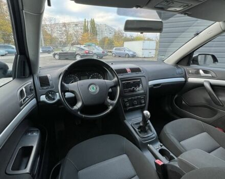 Черный Шкода Октавия, объемом двигателя 1.6 л и пробегом 210 тыс. км за 6700 $, фото 14 на Automoto.ua