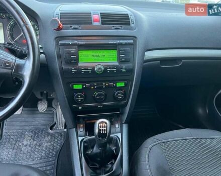 Черный Шкода Октавия, объемом двигателя 2 л и пробегом 307 тыс. км за 6990 $, фото 25 на Automoto.ua