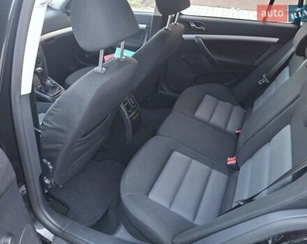 Черный Шкода Октавия, объемом двигателя 1.8 л и пробегом 262 тыс. км за 6300 $, фото 23 на Automoto.ua