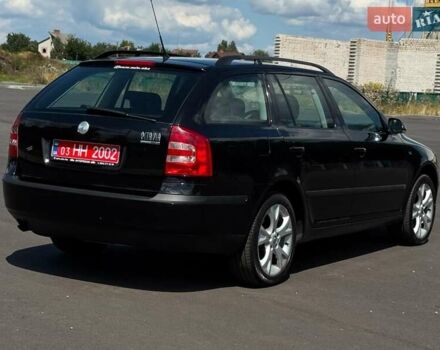 Черный Шкода Октавия, объемом двигателя 1.6 л и пробегом 201 тыс. км за 6800 $, фото 3 на Automoto.ua
