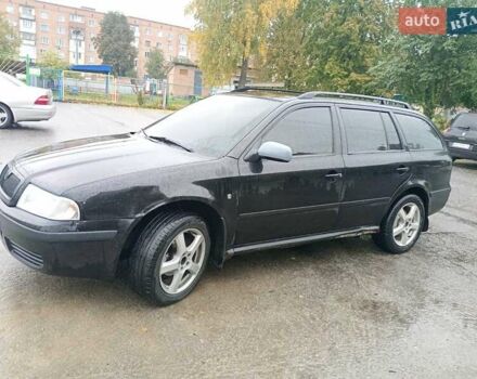 Чорний Шкода Октавія, об'ємом двигуна 1.6 л та пробігом 301 тис. км за 4900 $, фото 1 на Automoto.ua