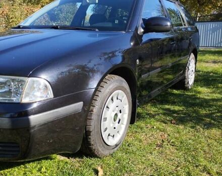 Черный Шкода Октавия, объемом двигателя 1.6 л и пробегом 130 тыс. км за 6199 $, фото 16 на Automoto.ua