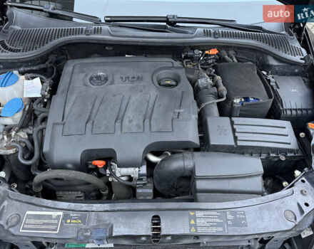 Черный Шкода Октавия, объемом двигателя 1.6 л и пробегом 250 тыс. км за 9300 $, фото 8 на Automoto.ua