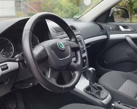 Чорний Шкода Октавія, об'ємом двигуна 1.6 л та пробігом 209 тис. км за 8299 $, фото 30 на Automoto.ua