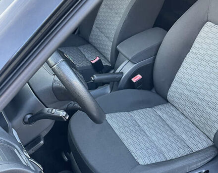 Черный Шкода Октавия, объемом двигателя 1.6 л и пробегом 288 тыс. км за 6650 $, фото 10 на Automoto.ua