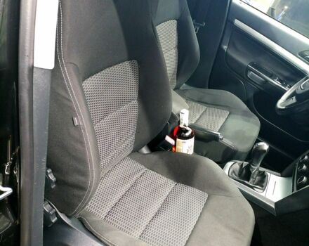 Черный Шкода Октавия, объемом двигателя 0 л и пробегом 221 тыс. км за 7200 $, фото 7 на Automoto.ua