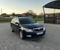 Черный Шкода Октавия, объемом двигателя 1.6 л и пробегом 142 тыс. км за 7500 $, фото 1 на Automoto.ua