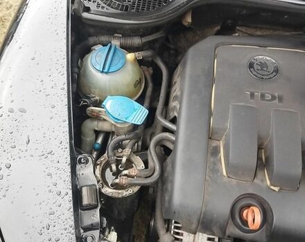 Черный Шкода Октавия, объемом двигателя 2 л и пробегом 241 тыс. км за 6999 $, фото 4 на Automoto.ua