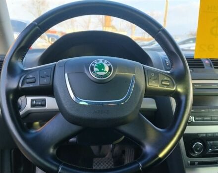 Черный Шкода Октавия, объемом двигателя 0 л и пробегом 200 тыс. км за 8700 $, фото 7 на Automoto.ua