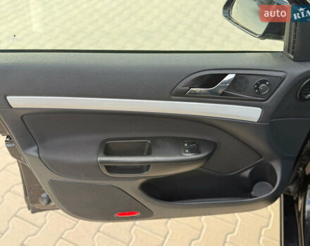 Шкода Октавія 2009 у Вінниці на Automoto.ua Чорний Шкода Октавія, об'ємом двигуна 1.6 л та пробігом 172 тис. км за 7999 $, фото 81 на Automoto.ua