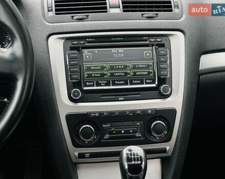 Черный Шкода Октавия, объемом двигателя 1.8 л и пробегом 223 тыс. км за 8999 $, фото 21 на Automoto.ua