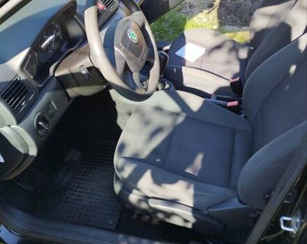 Черный Шкода Октавия, объемом двигателя 1.6 л и пробегом 130 тыс. км за 6199 $, фото 20 на Automoto.ua