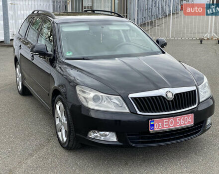 Черный Шкода Октавия, объемом двигателя 1.8 л и пробегом 207 тыс. км за 7300 $, фото 6 на Automoto.ua