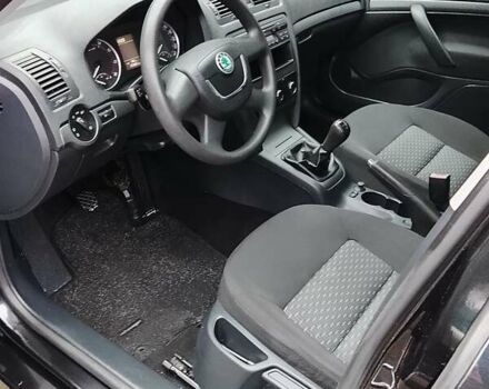 Черный Шкода Октавия, объемом двигателя 1.4 л и пробегом 233 тыс. км за 6950 $, фото 7 на Automoto.ua