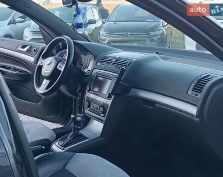 Чорний Шкода Октавія, об'ємом двигуна 2 л та пробігом 252 тис. км за 7990 $, фото 21 на Automoto.ua