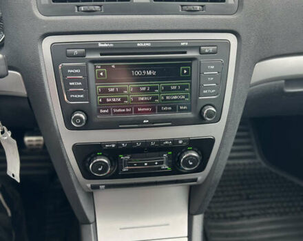 Чорний Шкода Октавія, об'ємом двигуна 1.4 л та пробігом 237 тис. км за 7500 $, фото 13 на Automoto.ua