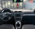 Черный Шкода Октавия, объемом двигателя 1.8 л и пробегом 225 тыс. км за 9490 $, фото 12 на Automoto.ua