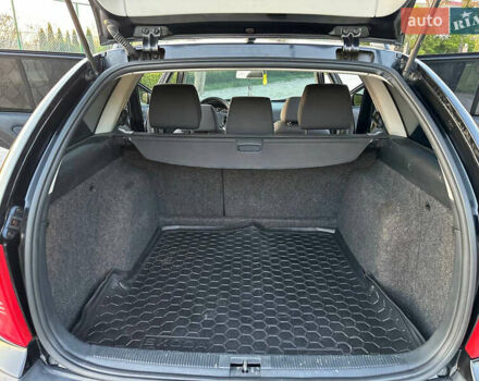 Черный Шкода Октавия, объемом двигателя 1.6 л и пробегом 200 тыс. км за 5800 $, фото 11 на Automoto.ua