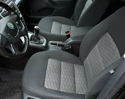 Черный Шкода Октавия, объемом двигателя 1.4 л и пробегом 216 тыс. км за 7000 $, фото 16 на Automoto.ua