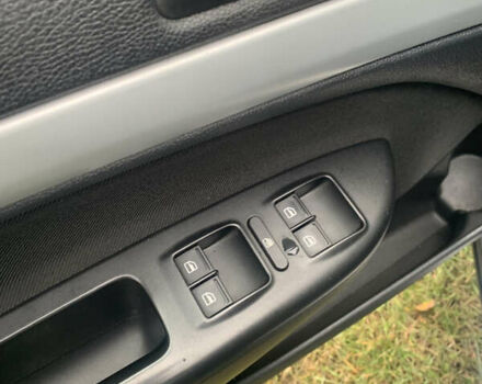 Чорний Шкода Октавія, об'ємом двигуна 0 л та пробігом 215 тис. км за 7600 $, фото 7 на Automoto.ua