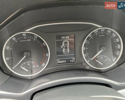 Черный Шкода Октавия, объемом двигателя 1.8 л и пробегом 207 тыс. км за 7300 $, фото 24 на Automoto.ua