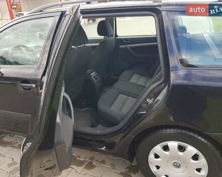 Черный Шкода Октавия, объемом двигателя 1.6 л и пробегом 274 тыс. км за 7147 $, фото 1 на Automoto.ua