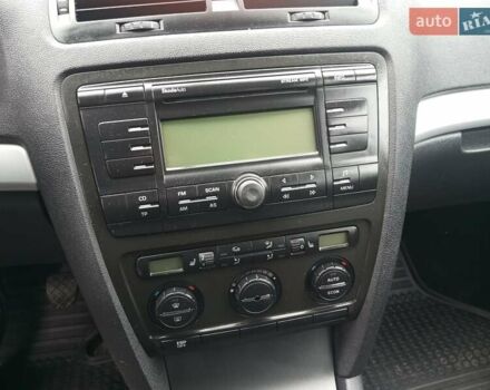 Чорний Шкода Октавія, об'ємом двигуна 1.6 л та пробігом 218 тис. км за 6700 $, фото 22 на Automoto.ua