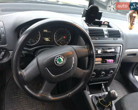 Чорний Шкода Октавія, об'ємом двигуна 1.9 л та пробігом 259 тис. км за 7400 $, фото 8 на Automoto.ua