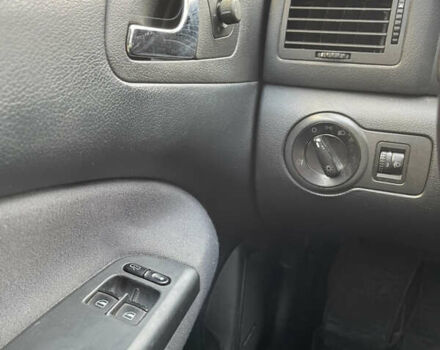 Черный Шкода Октавия, объемом двигателя 1.6 л и пробегом 217 тыс. км за 5700 $, фото 12 на Automoto.ua