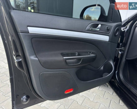 Черный Шкода Октавия, объемом двигателя 1.6 л и пробегом 261 тыс. км за 7400 $, фото 17 на Automoto.ua