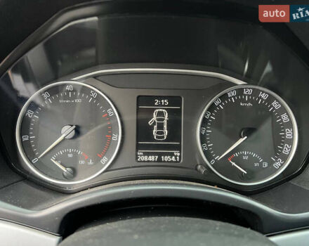 Черный Шкода Октавия, объемом двигателя 1.8 л и пробегом 208 тыс. км за 6800 $, фото 14 на Automoto.ua