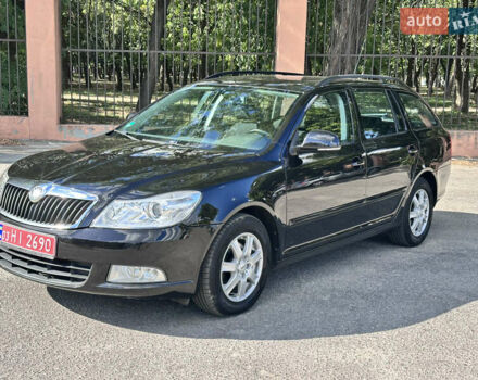 Черный Шкода Октавия, объемом двигателя 1.6 л и пробегом 188 тыс. км за 7900 $, фото 1 на Automoto.ua
